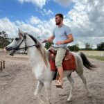 Mukhamed Berkhamov Instagram - В тапках впервые ездил Miami, Florida
