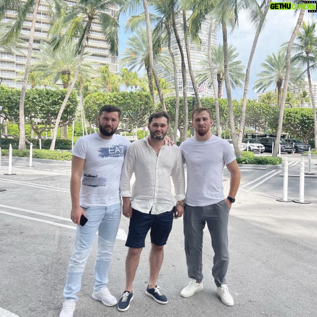 Mukhamed Berkhamov Instagram - В Майами жарко.. Carpaccio