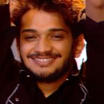 Munawar Faruqui Instagram - Bigg Boss 17 - Journey Video Part 2 ❤️ Taaliyon se jab tak bhar na dunga stadium kasam khuda ki mai marne wala nahi hoon ❤️🙏 Karlenge🏆 Trophy toh Dongri hi aaegi ❤️Go cast your vote on the @officialjiocinema app voting lines are open till Sunday (28th January) - 12 PM @beingsalmankhan @colorstv @officialjiocinema @endemolshineind Stylist: @khanzebaanis22 @zebascloset__ Outfit Designer: @terzeebyzeeshanazamali Outfit Designer: @dimple_m_soni @mayur_fabric_art #munawarfaruqui #biggboss #biggboss17 #munawarkijanta #munawarkewarrior #dongritohearts #trophytohdongrihiayegi