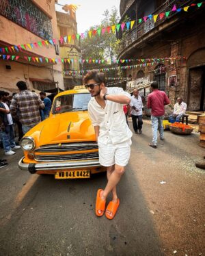 Munawar Faruqui Instagram - City of Joy 💛 
#munawarfaruqui