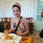Munmun Dutta Instagram – Memories from our shoot in Disney Land , HongKong 🇭🇰 in 2014 

.
#munmundutta #hongkong #shootdiaries #tmkoc #traveldiaries #disneyland #throwback #travelmemories #tarakmehtakaooltachashma Disneyland, Hongkong