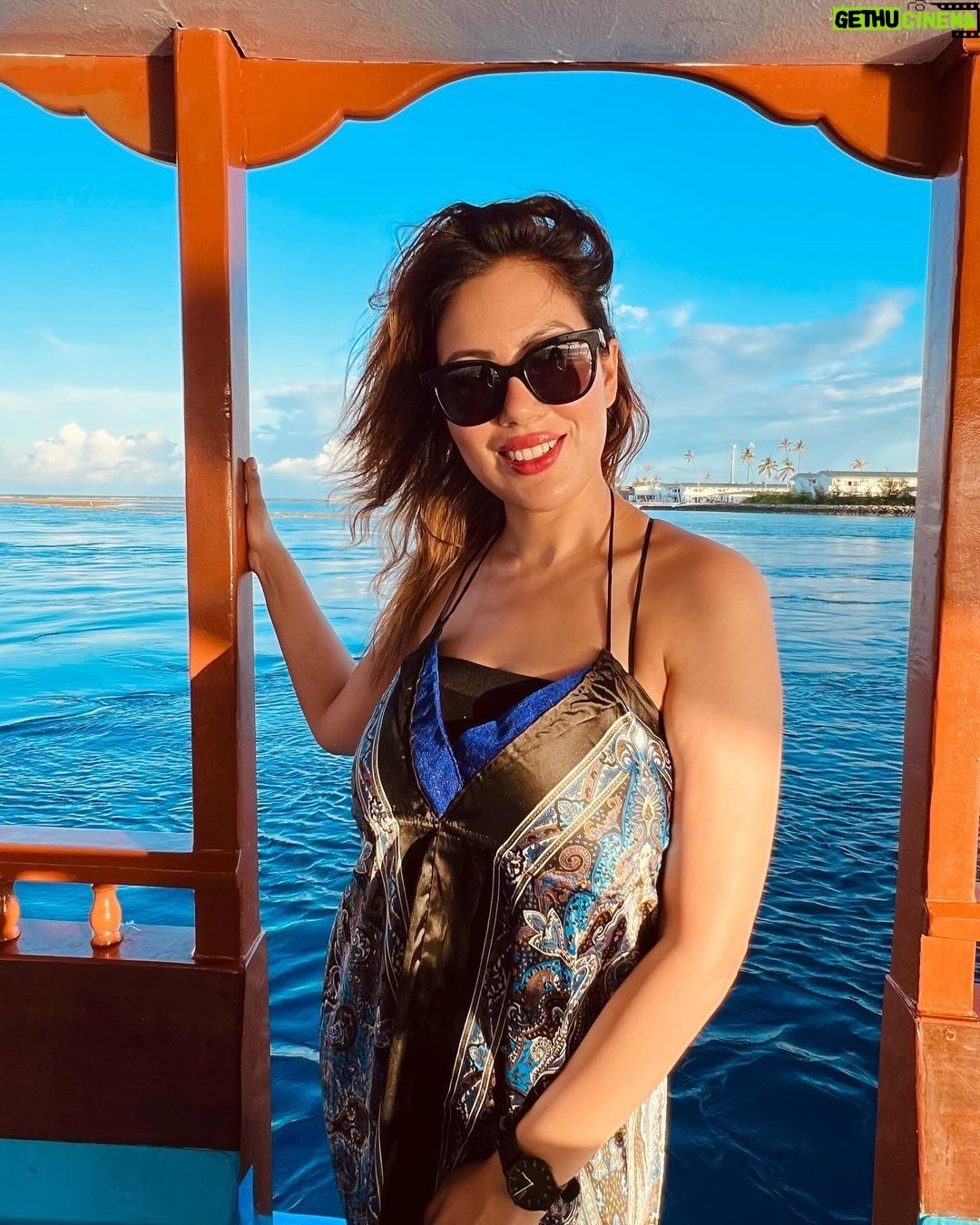 Munmun Dutta Instagram - And this was a magical experience ππ¬π
π€ Thank you @ncstravels @joyislandmaldives @thecocooncollection β€οΈ . #munmundutta #joyisland #thecocooncollection #girlstrip #maldives @visitmaldives #beachholiday #visitmaldives Joy Island Maldives