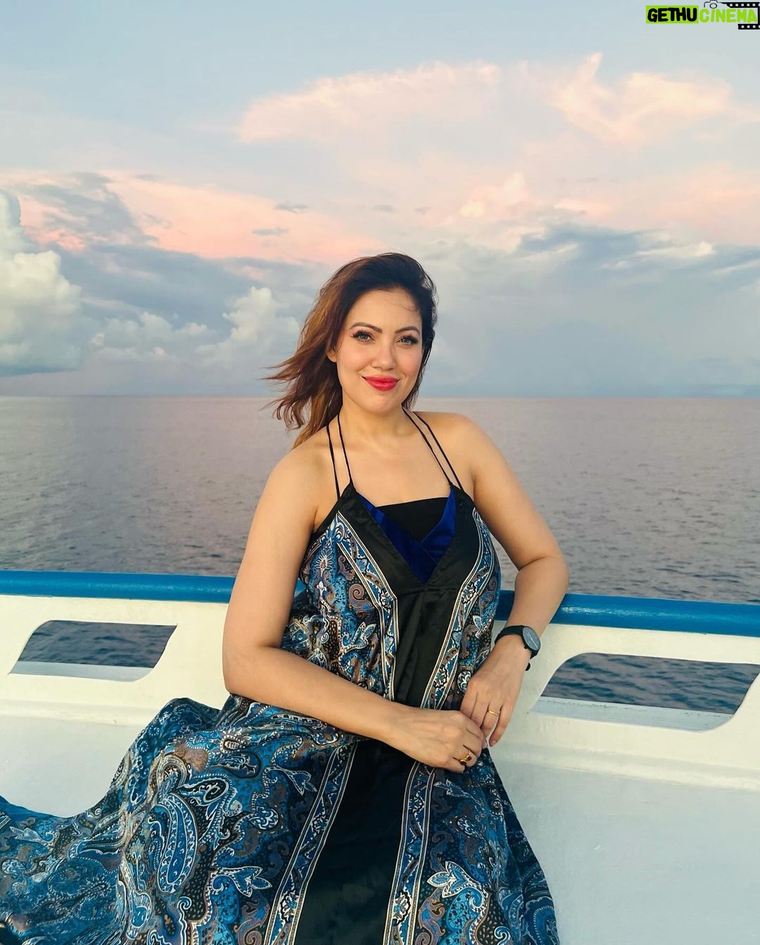 Munmun Dutta Instagram - And this was a magical experience ππ¬π
π€ Thank you @ncstravels @joyislandmaldives @thecocooncollection β€οΈ . #munmundutta #joyisland #thecocooncollection #girlstrip #maldives @visitmaldives #beachholiday #visitmaldives Joy Island Maldives