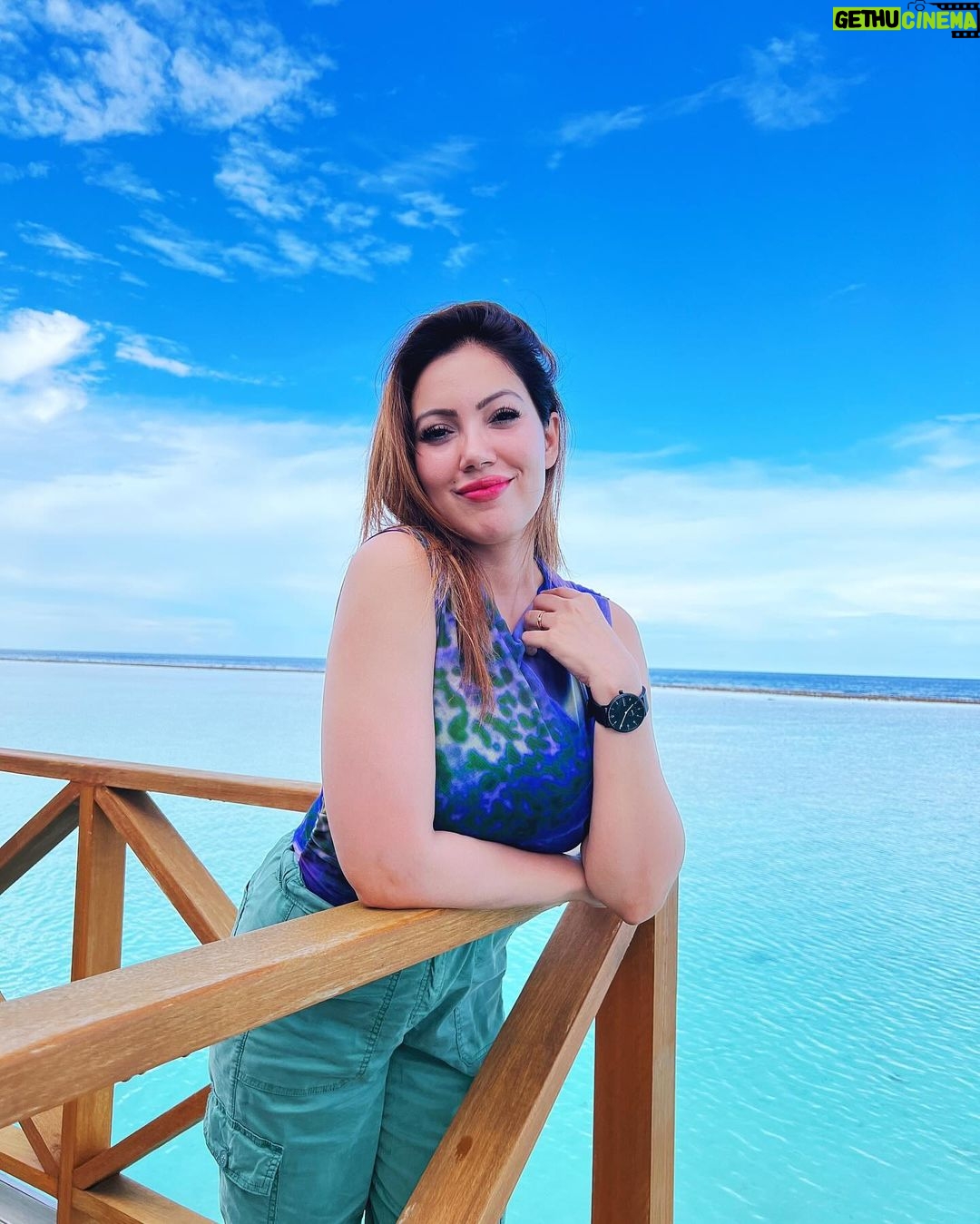 Munmun Dutta Instagram - Living the island life ποΈπ²π»β€οΈ What a fantastic, well deserved break from work. @joyislandmaldives @thecocooncollection @ncstravels #munmundutta #joyisland #thecocooncollection #maldives #travelgram #paradise Joy Island Maldives