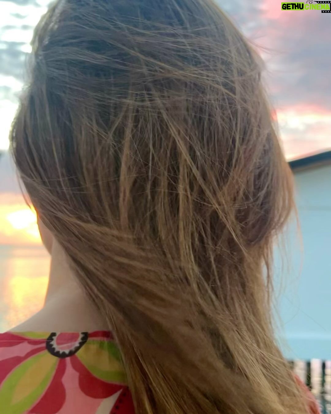 Munmun Dutta Instagram - Living the island life ποΈπ²π»β€οΈ What a fantastic, well deserved break from work. @joyislandmaldives @thecocooncollection @ncstravels #munmundutta #joyisland #thecocooncollection #maldives #travelgram #paradise Joy Island Maldives