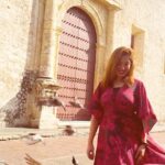 Munmun Dutta Instagram - A filmy me roaming around in the cobbled streets and colourful lanes of beautiful Cartagena 🇨🇴 . . #munmundutta #solotravel #sologirltravel #cartagena #cartagenadeindias #colombia #colombiatravel #southamerica #walledcity #carribean #colombia🇨🇴