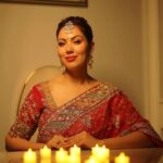 Munmun Dutta Instagram – Wish you all a very Shubho Kali Puja and a very Happy Diwali 🪔 

📸- @_megapixelphotography 
Outfit- @fashionwithforum 
Jewellery- @thejewelstudiio 
Managed by- @afreenriazs 

#munmundutta #happydiwali #kalipuja