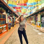 Munmun Dutta Instagram – Colourful Guatape and the El Peñol rock climbing 🧗 

.
.
#munmundutta #guatapé #elpeñol #colombia #solotravel #mytraveldiary #traveldiary #colombia🇨🇴 #southamerica #sologirltravel Guatapé, Antioquia