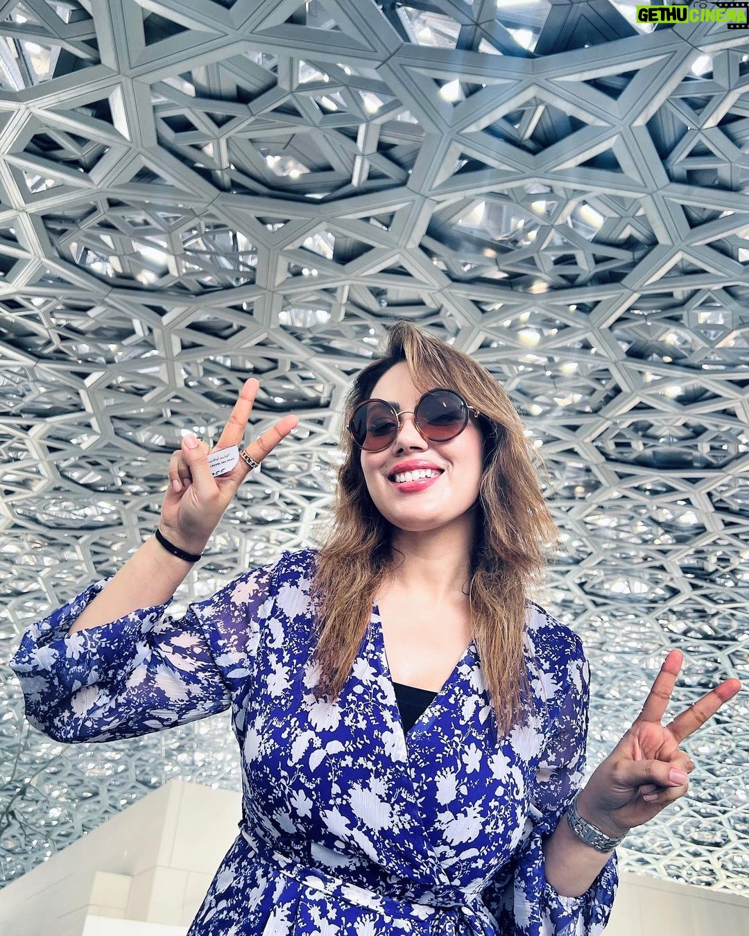 Munmun Dutta Instagram - Been to the one in Paris 🇫🇷 (my favourite 😻) Now been to the one in Abu Dhabi 🇦🇪 .. LOUVRE Museum . . . #munmundutta #travelphotography #louvremuseum #louvre #louvreabudhabi #uae🇦🇪 #architecture #travelinspiration #travel #wanderlust Louvre Abu Dhabi