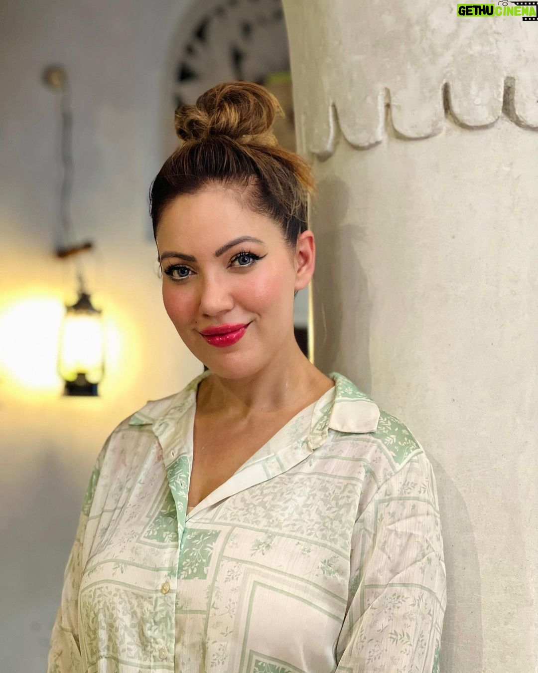 Munmun Dutta Instagram - Being a tourist in Dubai 🇦🇪 😍 … pt 3.. . . . #dubai #munmundutta #uae #uae🇦🇪 #travelgram #travelphotography #dubaidiaries #dubai🇦🇪 #travel #alfahidihistoricalneighbourhood #dubaicreek Al Fahidi Historical Neighbourhood