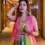 Munmun Dutta Instagram - Ahmedabad yesterday ✨ Outfit @asopalav Accessories @rubans.in Styled by @stylingbyvictor @sohail__mughal___ Managed by @afreenriaz . #munmundutta #navratri #navratrispecial #eventready #festivefashion Ahmedabad, India