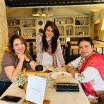 Munmun Dutta Instagram - Lunch with mommy dearest at my very dearest friend @simplekaul ‘s new venture Que Sera Sera ❤️ @queseraseramumbai . Simple is one of the most wonderful, happy and a smart entrepreneur that I know of and I am super proud of her achievements in this competitive industry. Congratulations again on yet another banger venture ❤️ Soar high my friend ⭐️ . #munmundutta #girlsupportinggirls #womentribe #motherdaughtertime Mumbai, Maharashtra