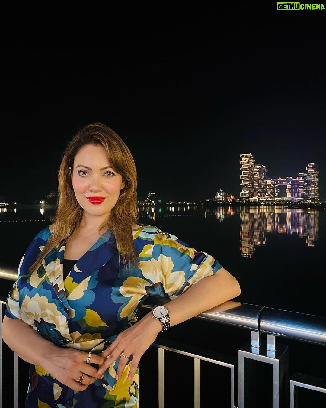 Munmun Dutta Instagram - Dubai beauty by night ! My 3rd time here and it still amazes me. Oh I love a good skyline ๐๏ธ ๐ . I was sweating profusely even at this hour but it was worth a drive and see the city lit up beautifully. . . . #munmundutta #dubai #dubai๐ฆ๐ช #dubaimarina #palmjumeirah #atlantis #thepointe ##uae #dubainight #dubaiatnight #travel #travelmemories #tbt Dubai, United Arab Emirates