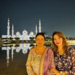 Munmun Dutta Instagram - Another great spot to take some awesome pictures ! This beautiful reflection on water looks absolutely unreal. Perfect end to our trip to Abu Dhabi. . . . #munmundutta #motherdaughtertime #uae #abudhabi #sheikhzayedmosque #travel #travelmemories Abu Dhabi, United Arab Emirates