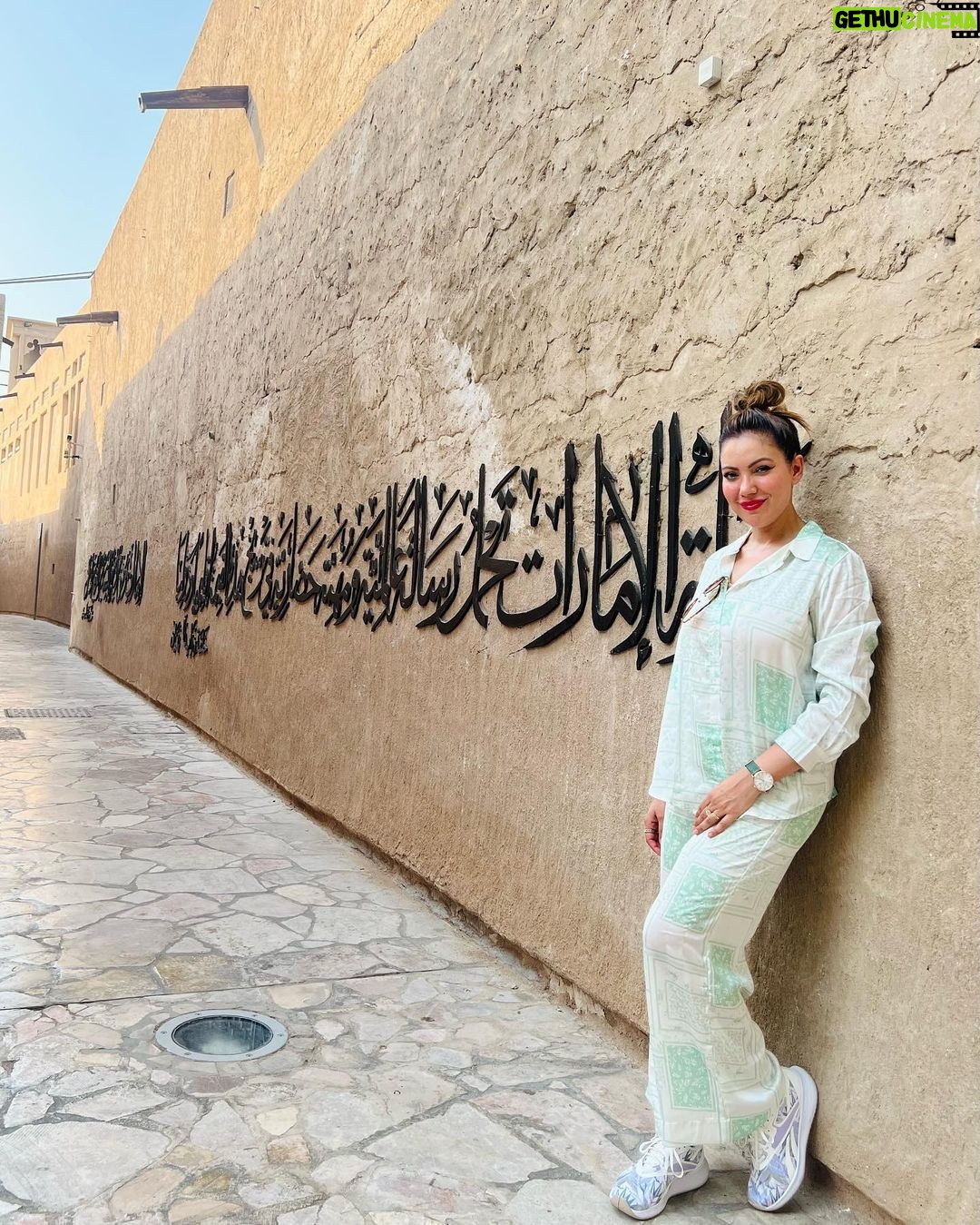 Munmun Dutta Instagram - Being a tourist in Dubai 🇦🇪 😍 … pt 3.. . . . #dubai #munmundutta #uae #uae🇦🇪 #travelgram #travelphotography #dubaidiaries #dubai🇦🇪 #travel #alfahidihistoricalneighbourhood #dubaicreek Al Fahidi Historical Neighbourhood