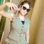 Munmun Dutta Instagram - Filming myself 📸 . 👓 @versace #munmundutta #reels