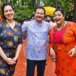 Munmun Dutta Instagram - Gratitude! Gratitude and only gratitude is what I can express today !🙏🏻❤️😍. I am so grateful and thankful for the way my life has taken a turn for the better in the past 15 years, grateful for the love that’s showered on me / us by everyone that has seen the show and have made us a part of their lives. ❤️ Grateful for a wonderful team of colleagues.. actors/ directors/ writers and each and everyone in the entire unit 🙏🏻❤️ Asit ji’s relentless pursuit and dedication for achieving one goal after another …. This is a result of everyone’s hardwork, time , passion, patience , dedication, determination and everything that can be given in this project. Happiest 15th Birthday Taarak Mehta Ka Ooltah Chashmah 💝 ❤️ . . #hasohasaodivas #tmkoc #taarakmehtakaooltahchashmah #15thbirthday #munmundutta #grateful #happybirthday