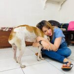 Munmun Dutta Instagram – Some ‘D’ company for myself in between takes 🎥 😍 🤗 🐶 🐕 
.
.
.
#munmundutta #picturesoftheday #behindthescenes #tmkoc #onsetlife #doglove #puppygram #inbetweentakes #inbetweenshots Dadasaheb Phalke Chitranagari FILMCITY Goregaon East Mumbai