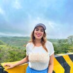 Munmun Dutta Instagram – A work trip to Nashik ended up in a walk in the rain and nature 😍 
.
📷 @afreenriaz.  By Afffffiiiiiii 😘😘😘
.
#rainyday #munmundutta #travelandwork #walkinnature #travel #roadtrip #nashik #workandtravel #picturesoftheday