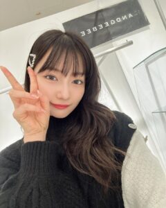 Murase Sae Instagram - #dailylook ANDGEEBEE梅田EST店イベント🎄💕 来てくれたみんなさんありがとうございました！ いやあ。とても、癒された☺️会えて、嬉しかったです🙏 大阪めーーーちゃ寒いから風邪ひかないでください🥲 また来年たくさん会おう！✨✨ #ANDGEEBEE