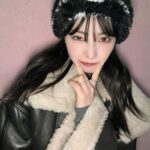 Murase Sae Instagram - #dailylook 1日お疲れ様でした🛀💭 撮影で東京に戻ってきたけど 今週はイベントでまた大阪に帰れる🫶🏻 大阪の方が寒いね、、🥶❄️ 22日はANDGEEBEE梅田EST店で会いましょう🧤❣️ 整理券配布もしておりますが 当日券も用意してるので、ぜひ遊びにきてね^_^ @andgeebee_official 新作のもさもさニット帽もEST店でゲットできます💜🦊 #ANDGEEBEE #梅田