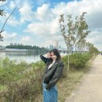Murase Sae Instagram - #dailylook おはよう🌞 ひと息つきながら🚲☁️ 한강 (Han River, 漢江)