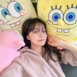 Murase Sae Instagram - #dailylook なんだろな、実家に帰るたびスポンジボブ増えてるんだよな🤔🧽笑