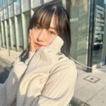 Murase Sae Instagram - #dailylook 明日発売の新作☺︎ ブーツもケーブルで合わせてみた^_^ このセットアップすき💖 コルセット切り替えのトップスは ハイウエストのボトムと着回したくさんしたい🫶🏻 袖の、ぽわんも可愛いシルエットにできました☁️♪ 今人気のカーゴ風のミニスカは 中はパンツ仕様にしてます☺️👌🏻 #ANDGEEBEE #UGG