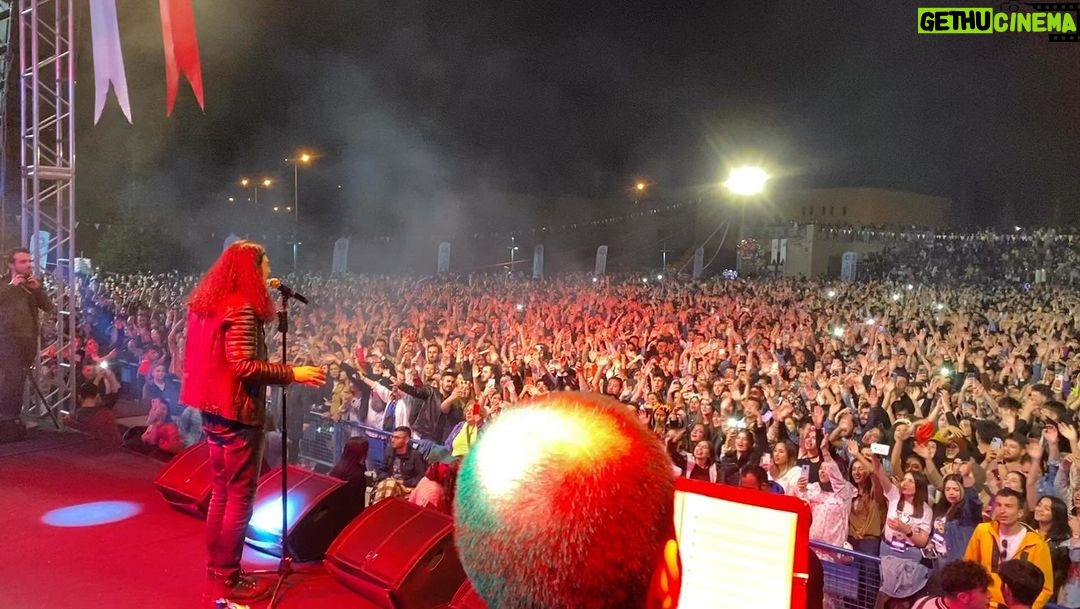 Murat Kekilli Instagram - Bu yıl gerçekleşen en çılgın konserler.🤘🎸🤘