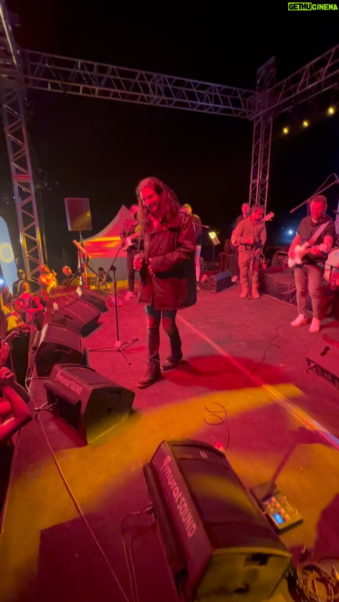 Murat Kekilli Instagram - Yeryüzününde bilinen en yüksek konser bu yıl Hakkari Yüksekova’da 3400 Rakımlı Sat Dağı’nda gerçekleşti. @hakkarivaliligi yuksekova_kaymakamlik 🎸🤘🇹🇷