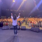 Murat Kekilli Instagram - Güngören’de ‘salını salını’ bizi bağrına basan tüm sevenlerimize canı yürekten teşekkür ederiz. ❤️🤘🎸🎤🇹🇷