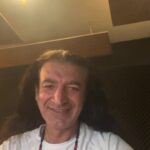 Murat Kekilli Instagram - Başakşehir konserinde görüşmek üzere diyelim mi? 26 Ağustos cumartesi günü saat 20:30 da Başakşehir Millet Bahçesinde görüşmek üzere.😊🤘🎸🤘 @basaksehirbld @yasinkartoglu @kultursanatbasaksehir