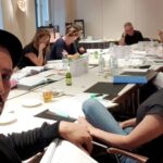 Murathan Muslu Instagram - Sonntag - Gemeinsam mit der coolen Martina Ebm bei der Leseprobe für die neue Staffel von den Vorstadtweibern - Ganz hinten "Meister" Bernhard Schir - Es wird spannend! #vorstadtweiber @ebmmartina #martinaebm #bernhardschir #leseprobe #tv #serie #vsw #2019 Josefstadt