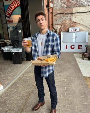Myles Erlick Instagram - Missing my Texas fam and this project right about now, what an amazing time🙏🏼 
Excited for you all to see this kickass movie🤘🏼
•
•
•
•
#MatterOfTime #Texas #Dallas #FeatureFilm #movie #lifestyle #insta #explore
