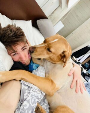 Myles Erlick Instagram - Well my little girl is 3 years old today, and yes I am making a post about my dog’s birthday cause she is my best friend and I don’t know what I’d do without her❤️Lots of toys and treats for you moo moo!! @emilyfiish thank you for loving her unconditionally, we love you foreva!🙏🏼
HAPPY BIRTHDAY MUNZIE !
#dogsofinstagram #rescuedog #pooch #monroe #doggo #instagram #explore