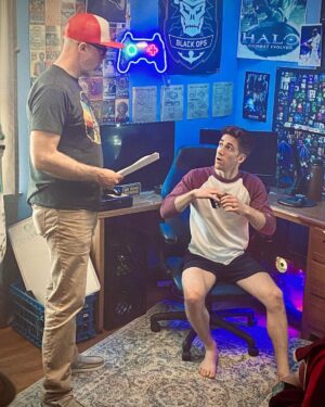 Myles Erlick Instagram - 😎🎥🎬🙏🏼
#MatterOfTime 
#CharlieFleck 
#FeatureFilm 
@jeremysnead @mediajuicestudios 
@chrisbstacey 
@starsacademytalent 
📷: @robynkcampbell 
•
•
•
•
#explore #explorepage #dallas #texas #movie #film #instagram #actor #lifestyle #filmmaking