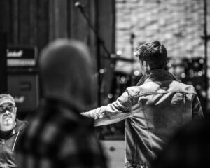 Myles Erlick Instagram - Some epic BTS from the NORTHMAN Music Video🔥Taken by the one and only David Walker @walkerviewphoto 🤘🏼
•
•
•
•
#NORTHMAN #BTS #Original #Music #Newmusic #country #countrymusic #canada #america #Spotify #applemusic #producer #rock