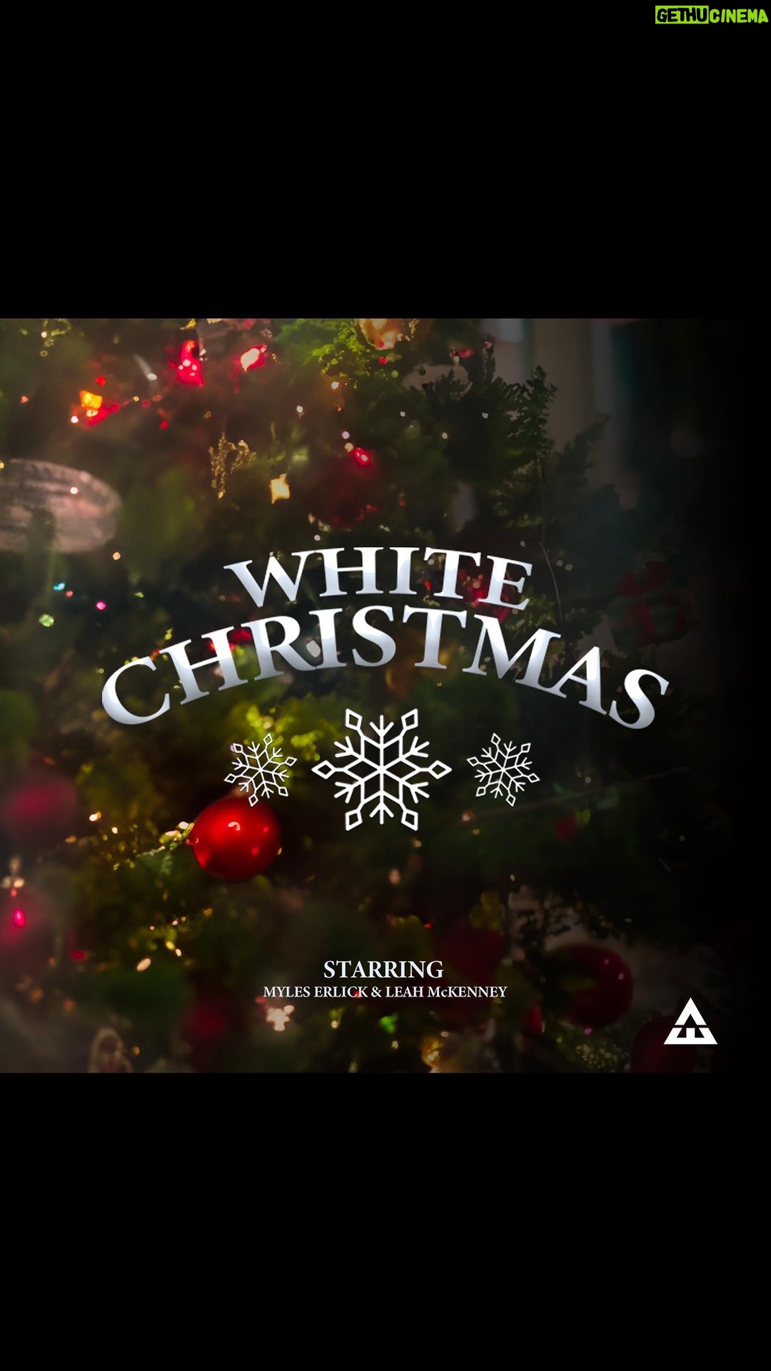 Myles Erlick Instagram - Happy Holidays 🎄🦌 🎁 ⛄ • • ‘Tis the season for gifting! So enjoy our gift to you: @rividu and @howdy_im_mahlon taking a step back and letting the pros sing instead. Your ears are in good hands with the incredibly talented @myleserlick and @lemckk • • Performed & Starring: @myleserlick & @lemckk Directed and edited by: @howdy_im_mahlon Produced and cinematography by: @rividu Production Design by: @nwager221 Choreography by: @janadahmer 1st AC: @izaac.t_ Grip: @sheveensilva Location Manager: @jaskirat176 • ‘White Christmas’ cover by Myles Erlick and Leah McKenney Audio Engineering by: Myles Erlick • Special Thanks: Quick Smoke and Variety • • - #canadianmusic #canadianmusician #musicvideo #concerts #canadianartist #torontomusic #torontoartist #torontomusicvideo #director #cinematography #DOP #cinematographer #artist #singer #vocal #musicvideo #rapper #hiphop #actor #film #filmmaker #photographer #filmmakers #filmmaking #toronto #LA #onetake #holidaymusic #christmasmood #christmascovers #christmasmusic Toronto, Ontario