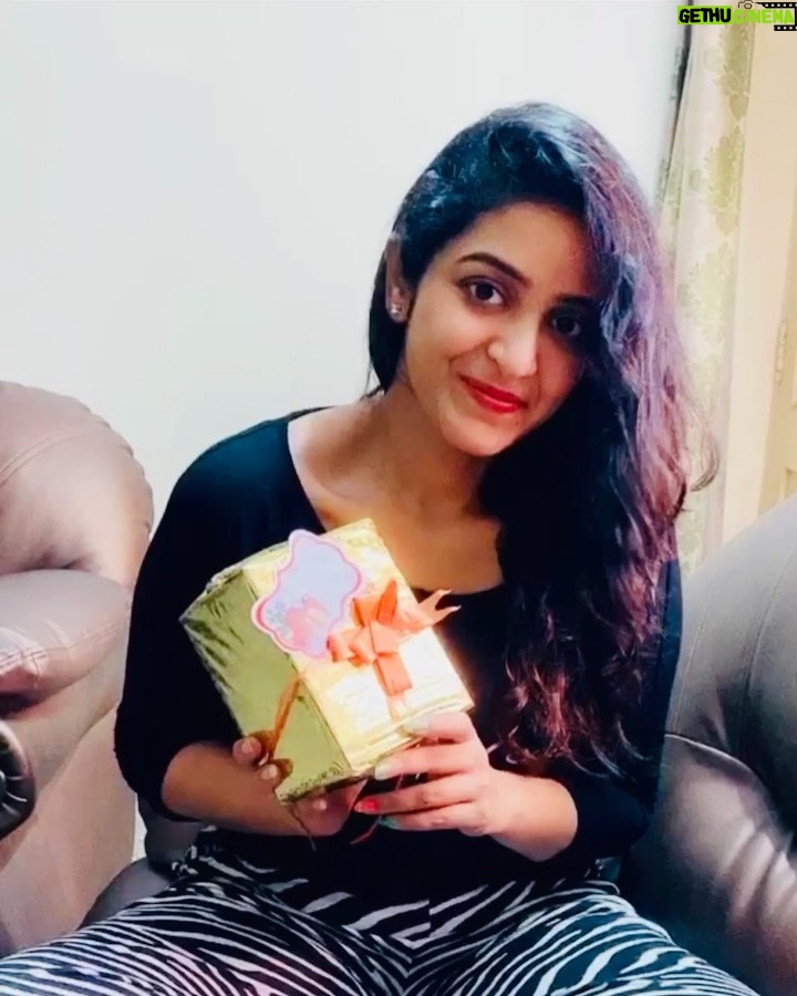 NAKSHATRA TRINAYANI Instagram - Hey !! It’s cool.. Thanks Macha @rethan_sundhar Feeling lovely 💕 #nakshatra . . . . . . . . . . #tollywood #tollywoodactress #nakshatra #indian #amazonindia #gift #cute #tbt #happy #instagood #smilesfromtheheart #morning #morningmotivation #ootd #lolyeah #bliss #thoughts #thebesttime #igers #instavideo #😍😍😍 #❤️ Hyderabad