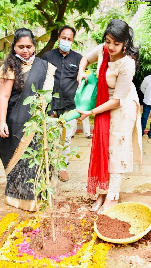 NAKSHATRA TRINAYANI Instagram - I've accepted #GreenindiaChallenge ‬ ‪from @raghavtrs Planted 3 saplings Further I am challenging @rajinikanth @meramyakrishnan @deepikapadukone @hrithikroshan @dqsalmaan @karunakumar.1 ‪to plant 3 trees & continue the chain..spl thanks to @MPsantoshtrs garu for taking this intiate.
