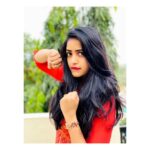 NAKSHATRA TRINAYANI Instagram - Ꮥнε ẘнꪮ ∂@яεş, ẘḯηş.. #👊 . . #nakshatra #life #love #lifestyle #crazy #photography #😜