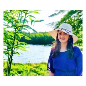 NAKSHATRA TRINAYANI Instagram - Breathe in the crisp mountain air. U’ll feel glorious 
.
.
PC @sunny_burlagadda Designer @sridevi.teedhi 
.
.
.
.
.
.
.
.
.
.
.
.

#nakshatra #💚 #nature #photo #smile #photography #photooftheday #naturephotography #photographer #smilemode #actresslife #love #live #belive #explore #trending #okbye #🤞
