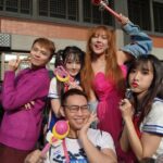 NaNa Master Instagram - 帶著我的變身器✧*朝聖✧* ❝美少女戰士x台北國父紀念館舞台劇❞ 竟然用漫畫版本做成開場動畫 看到漫畫的圖變成動態十足的畫面 直！接！飆！淚 （就像灌籃高手電影開頭一個一個線條組合成動畫） 而且是第一代打皇后的劇情 就會想到四戰士在冰山 一個一個犧牲的劇情 太衝擊了 朋友一起買的票在第五排正中間 真的是超級無敵霹靂爽 最後一段開放拍照也超佛心 ★𝟐.𝟓次元音樂劇★ 《美少女戰士》The Super Live #美少女戰士 #SailorMoon @brian2647 @roxy.yang @aikavolco @ting_yu_lu