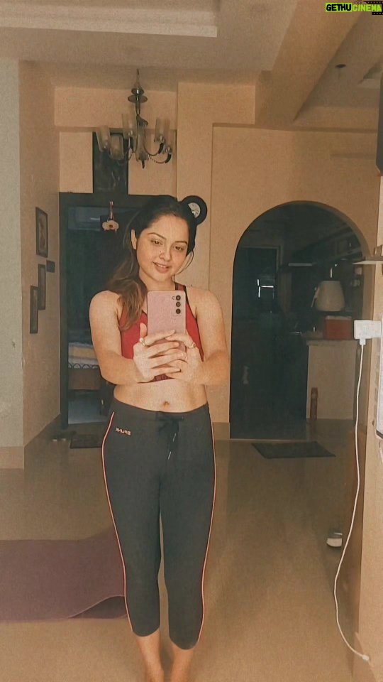 Nabanita Das Instagram - That post-workout feeling is my favorite thing 😌... #yoga