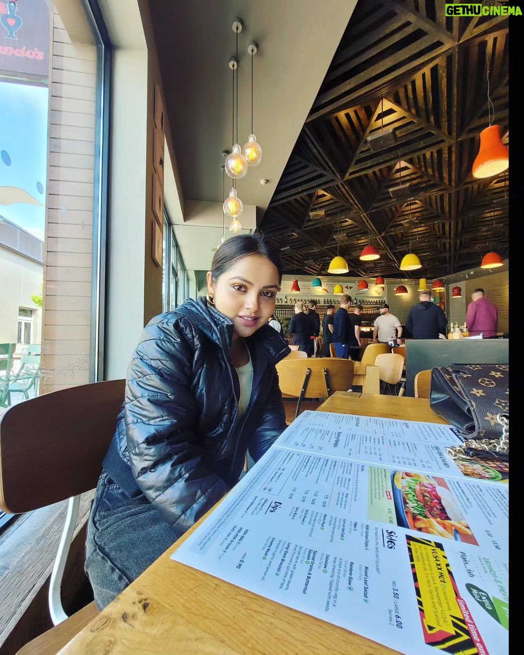 Nabanita Das Instagram - Life is uncertain, Have your meal first..🥗🍷🥘 #happysunday #sundayfoodday Nando's Aldershot