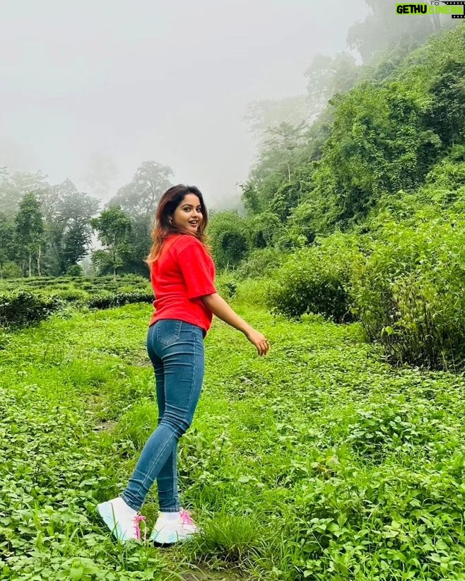 Nabanita Das Instagram - Monsoon rains and......❤️💦☘️