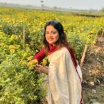 Nabanita Das Instagram – মামা বাড়ি ভারী মজা…..ফুল তুললেও নাইকো সাজা…🤪🤪