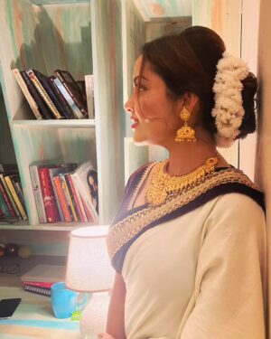 Nabanita Das Instagram - What jhumka....🤔