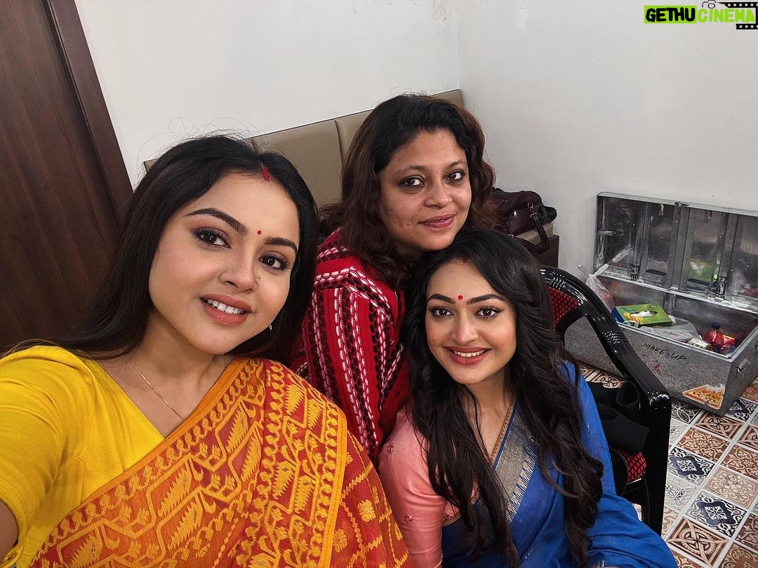 Nabanita Das Instagram - শেষ হোলো আরও একটি অধ্যায়…. শুধু পরে রইলো অনেক… অনেক স্মৃতি…❤️❤️ @eko_taa @myselfsubhro @sunbanglaofficial @raja.goswami007 #biyerfool
