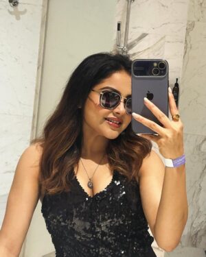 Nabanita Das Instagram - গতকাল….ও নানা গত বছরের কিছু মুহূর্ত..❤️🎉🥳
#happynewyear #31december